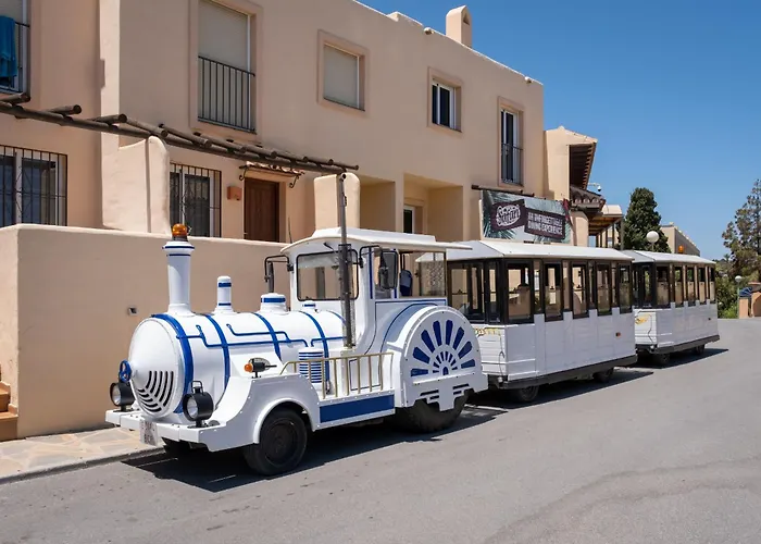 Malibu Mansions By Alfresco Apartment *