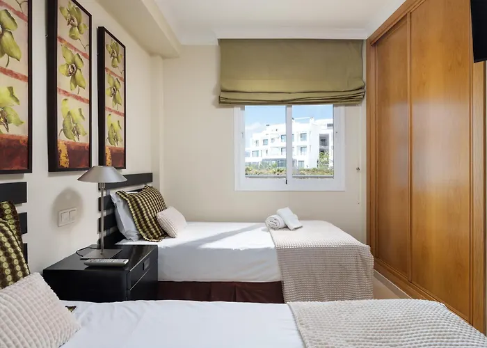 Malibu Mansions By Alfresco