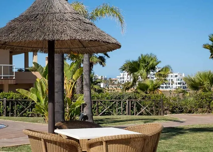 Malibu Mansions By Alfresco Apartment